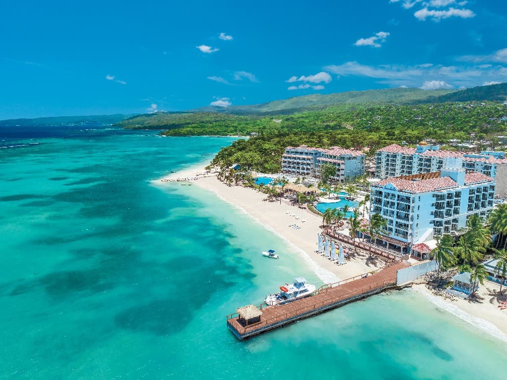 Sandals Dunn's River