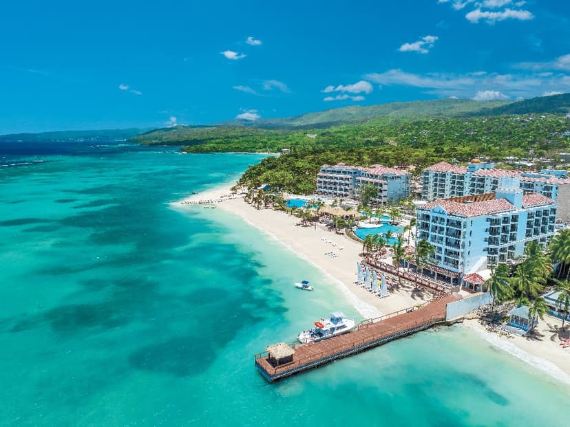 Sandals Dunn's River