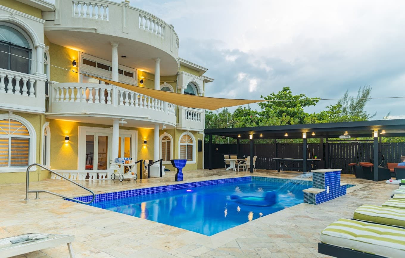 Villa Maria