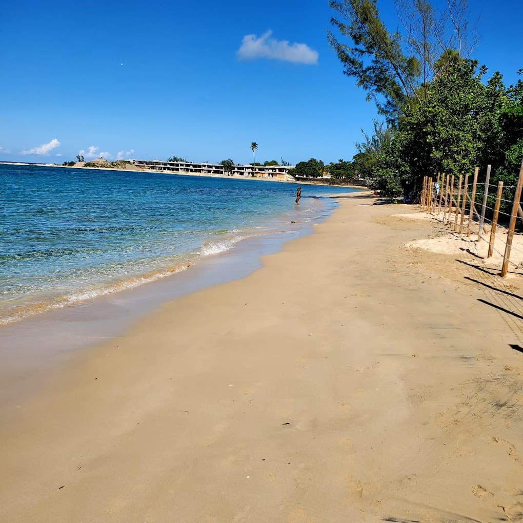 Flavours Beach (Cardiff Hall Beach)